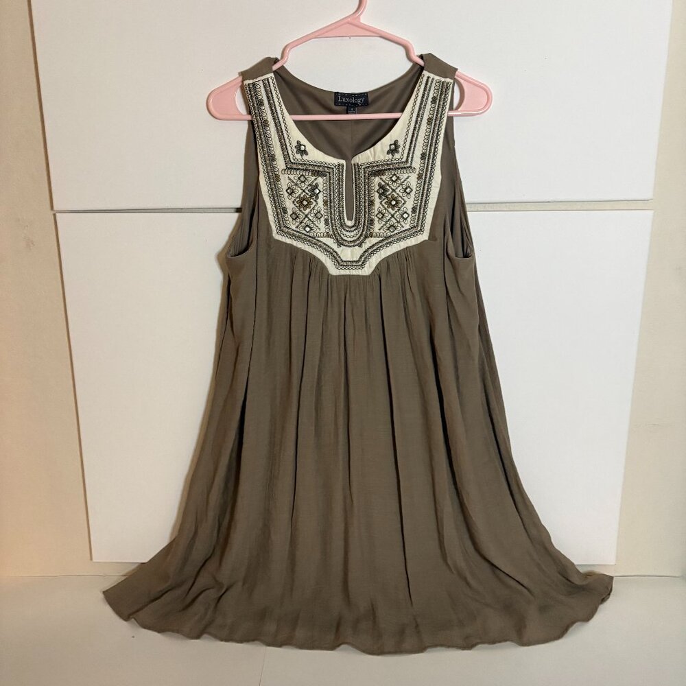 Luxology Woman Boho Flowy Lined Embroidered Taupe Sleeveless V Neck Dress Sz 12